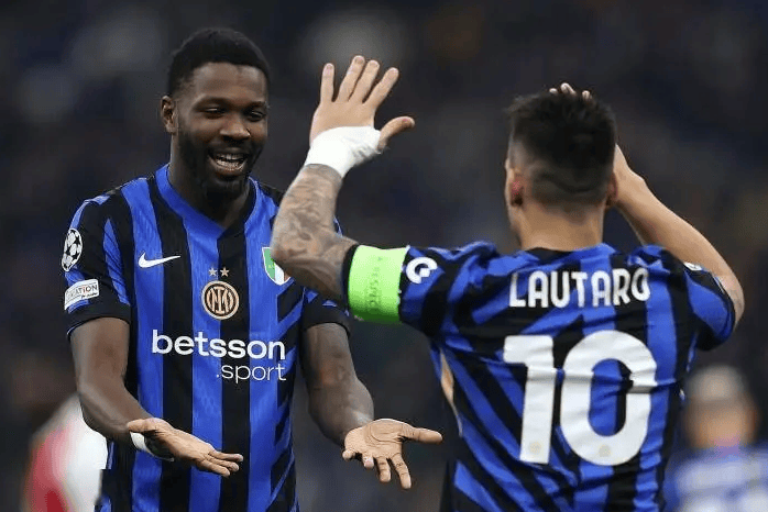 青年志愿者 青年志愿者